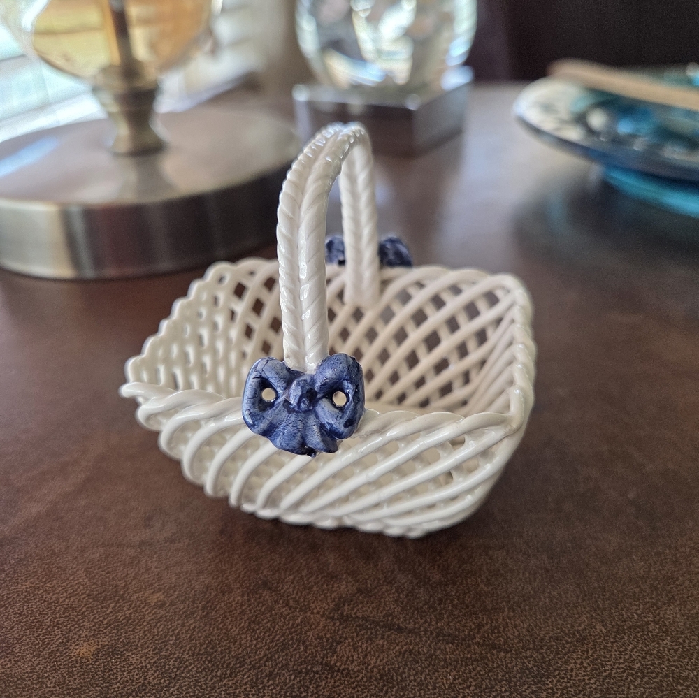 Vintage Porcelain Basket With Blue Bows Made In Spain